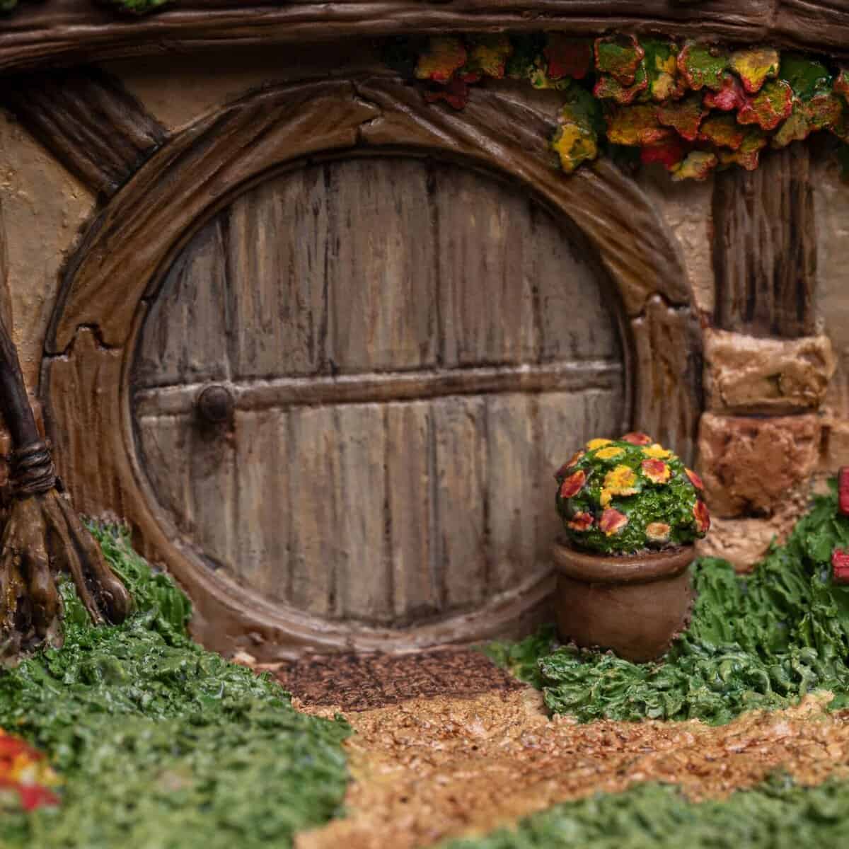 Weta Workshop Polystone - 18 Gardens Smial Hobbit Hole - Imagen 4