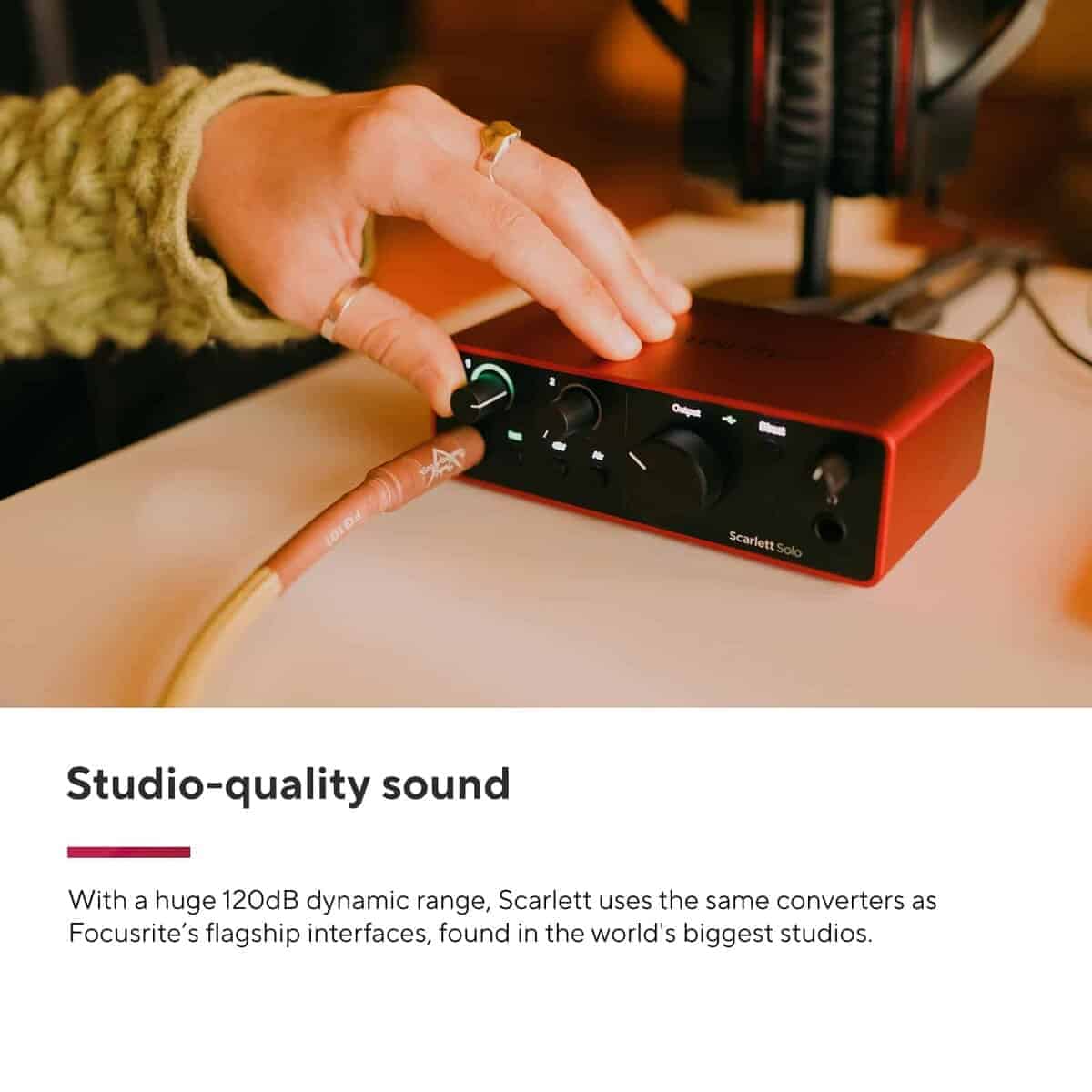 Focusrite Scarlett Solo Studio 4th Gen USB Interface Bundle - Imagen 5