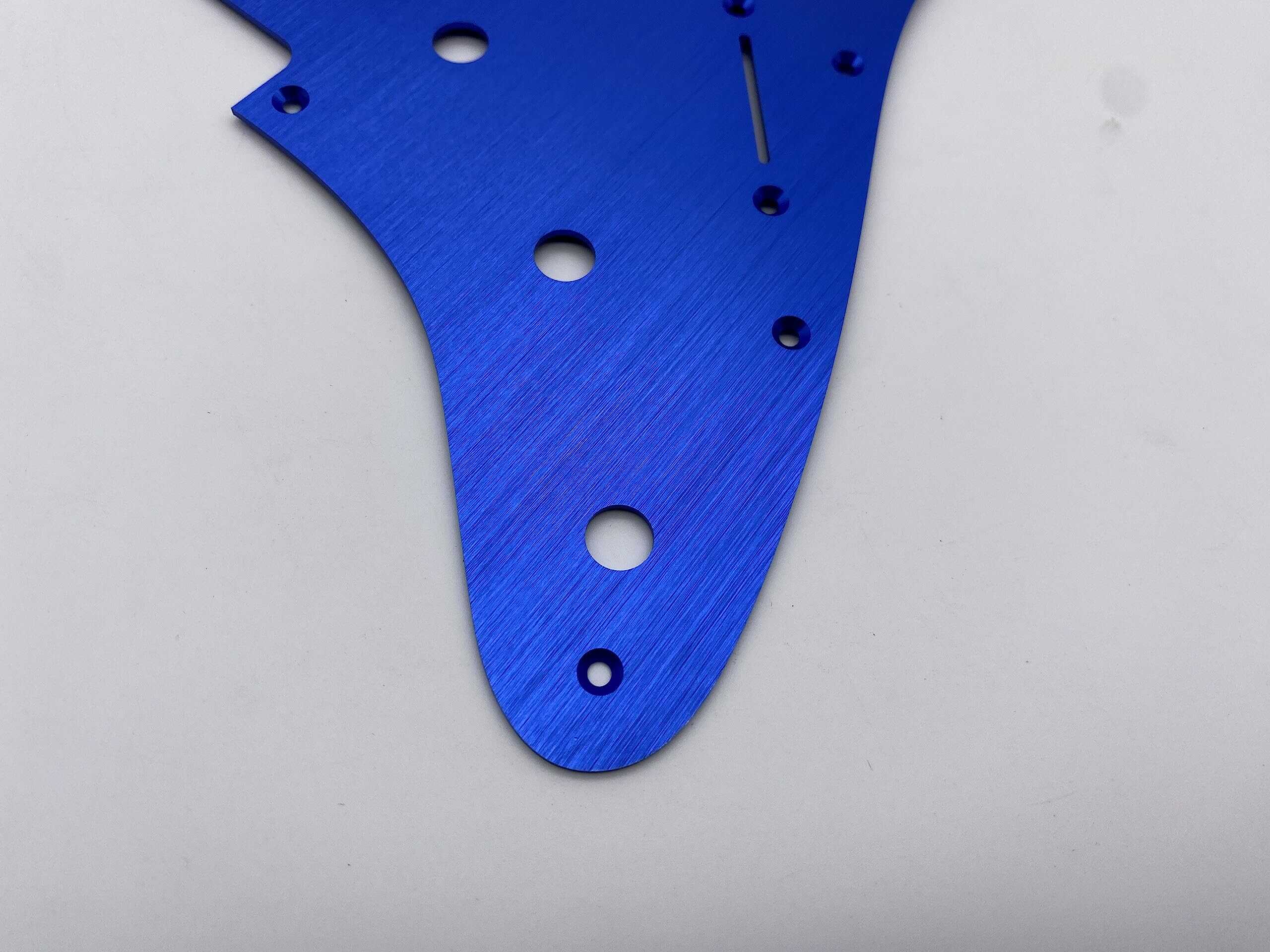 Pickguard de Guitarra FD 11 Orificios de Aluminio Anodizado - Imagen 5
