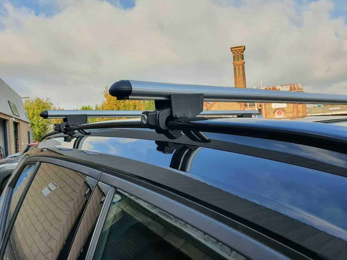 Barras Transversales de Techo Ajustables Universales Catch - Imagen 3