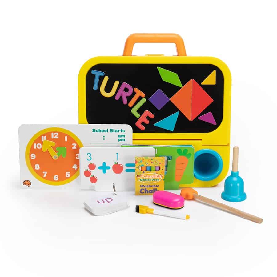 Fat Brain Toys Pretendables School Set, Juguetes de Juego
