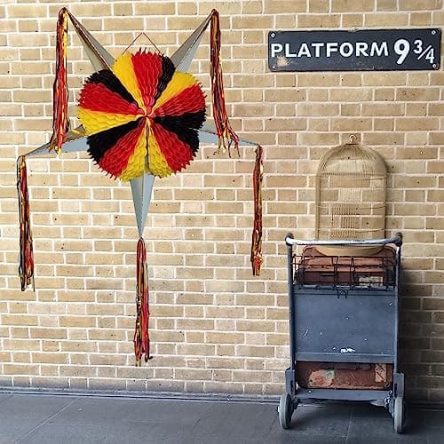 Piñata grande con forma de estrella de 5 puntas negra, roja - Imagen 6