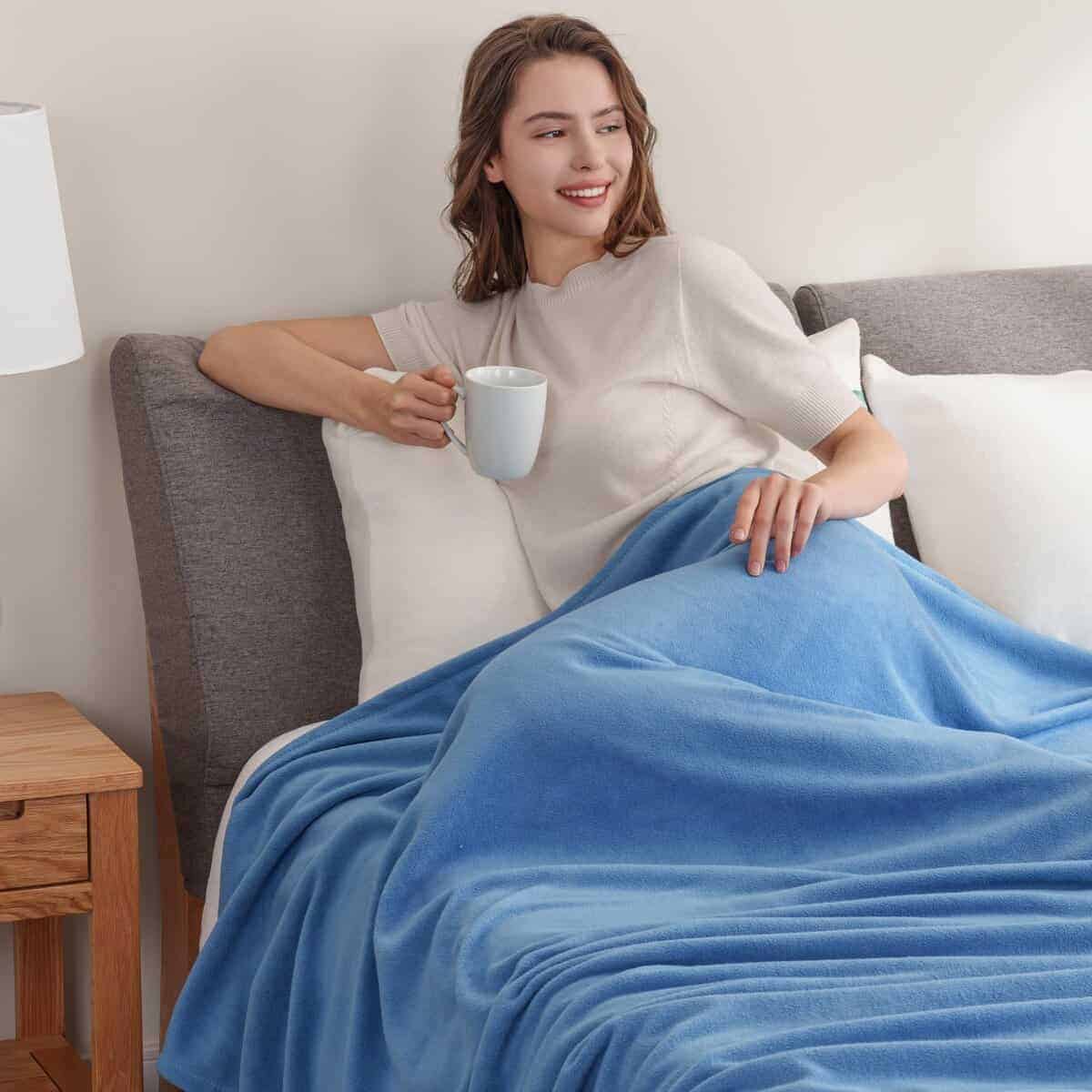 Manta de Microfleece Berkshire Blanket -Azul Real - Imagen 6