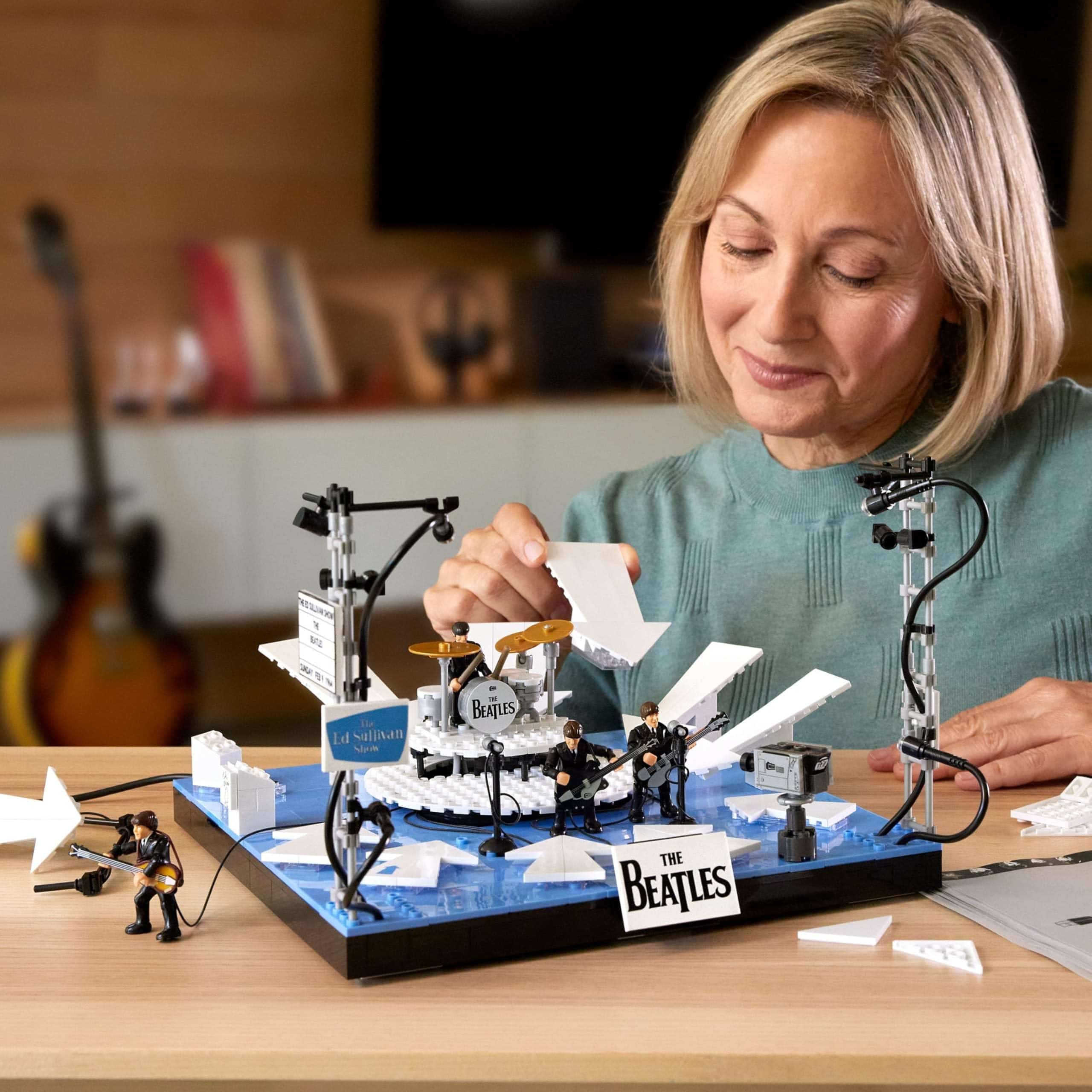 Set de Construcción Mega The Beatles con 681 Piezas, 4 - Imagen 3