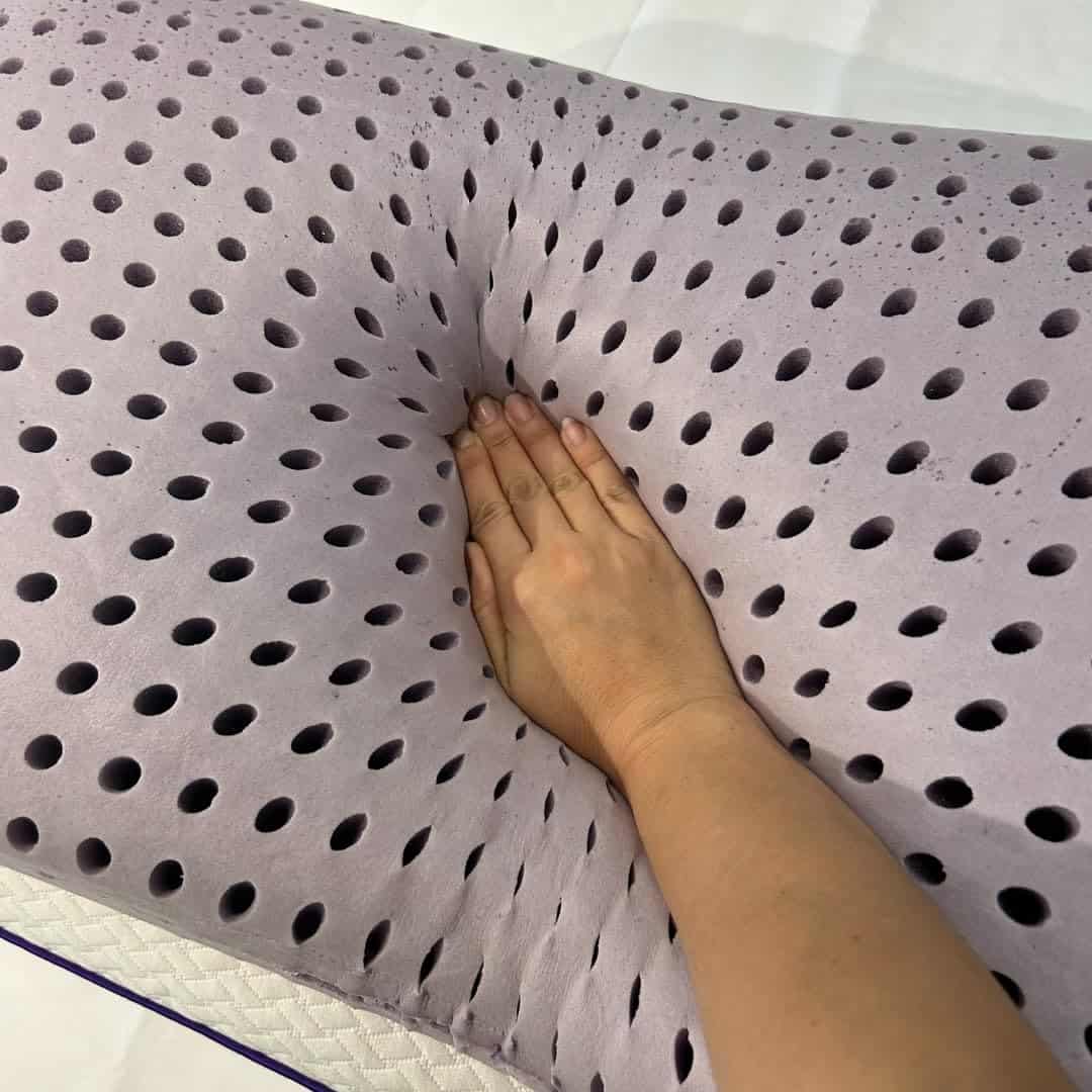 Almohada de Espuma Viscoelástica con Infusión de Lavanda de - Imagen 7