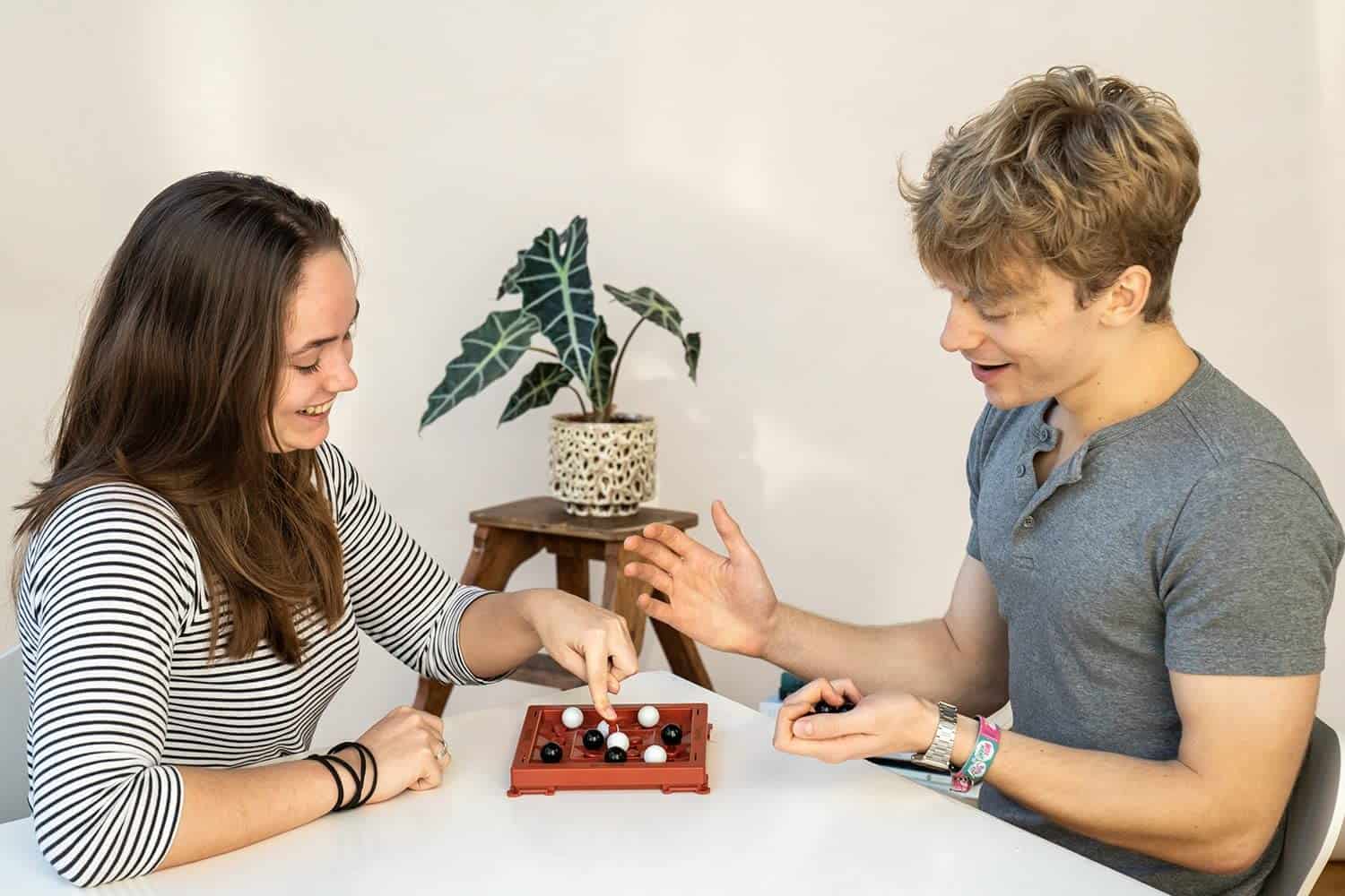 Juego de Mesa Orbito - Juego de Estrategia para Niños y - Imagen 6