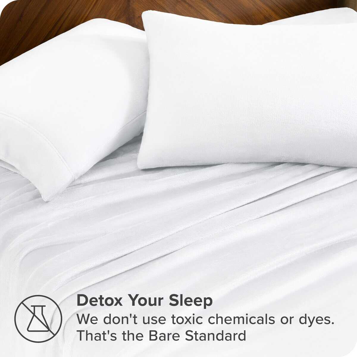 Juego de sábanas Microplush Fleece de Bare Home, Deluxe - Imagen 4
