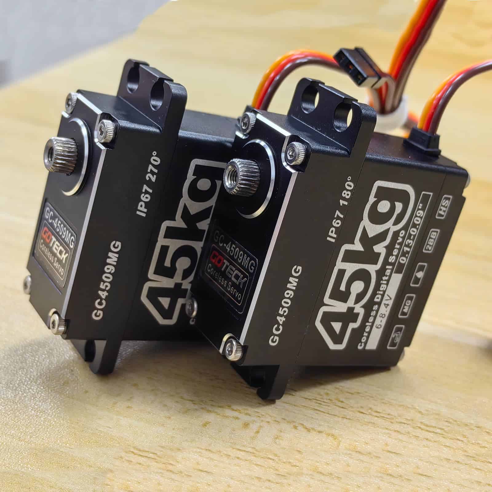 Servo Digital sin Núcleo GOTECK de 45KG, Gran Torque 8,4V - Imagen 3