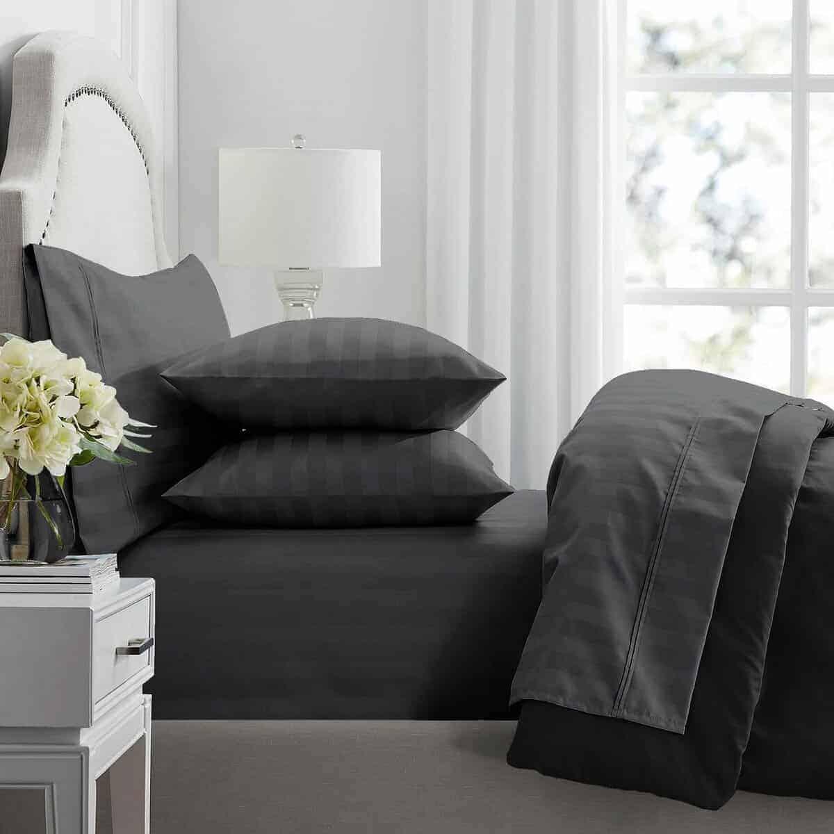 Juego de sábanas King a rayas de algodón egipcio de 700