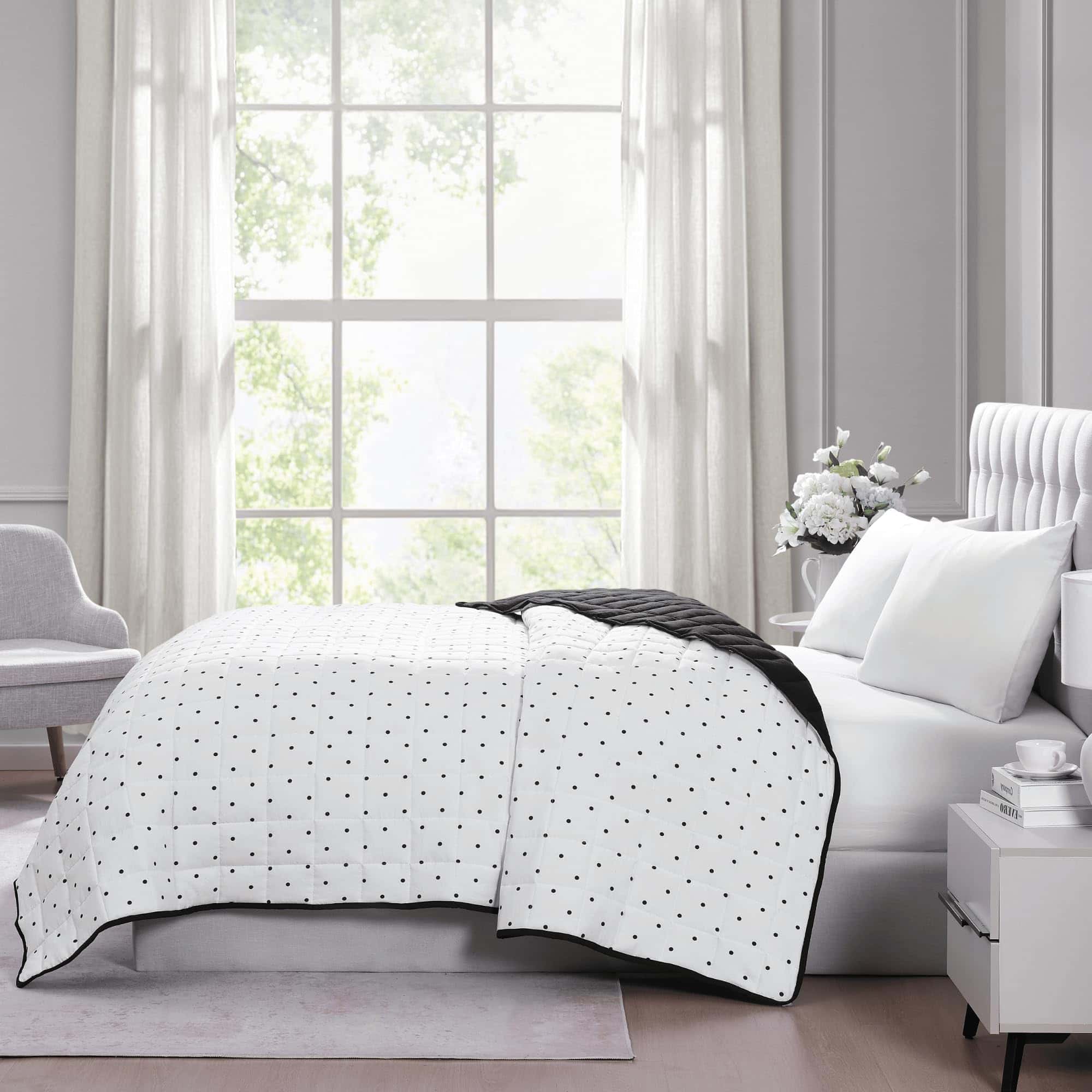 Manta Reversible Ligera Casa Platino - Tamaño King, Colcha - Imagen 9