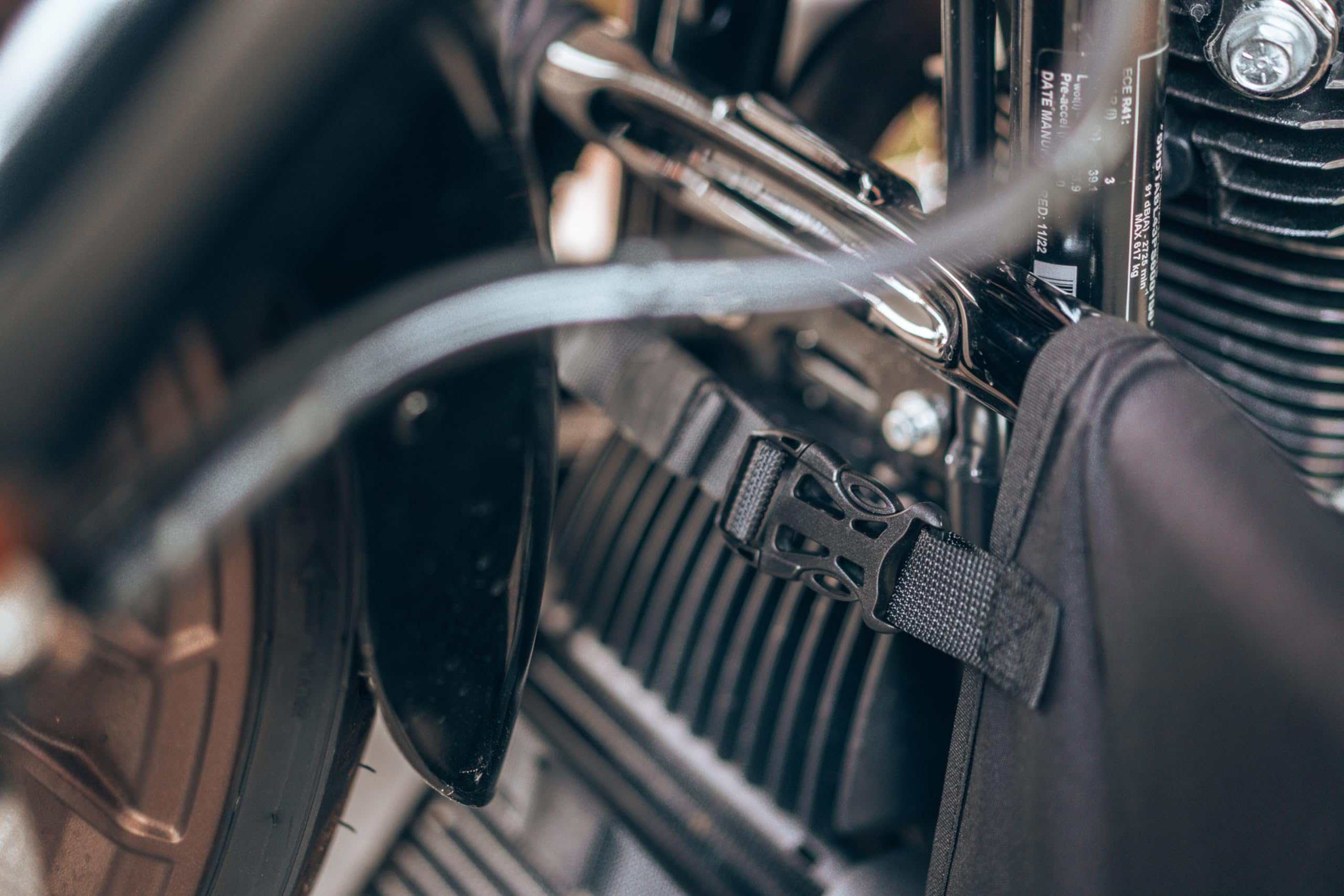 Protector de salpicaduras para barra de choque para modelos - Imagen 8