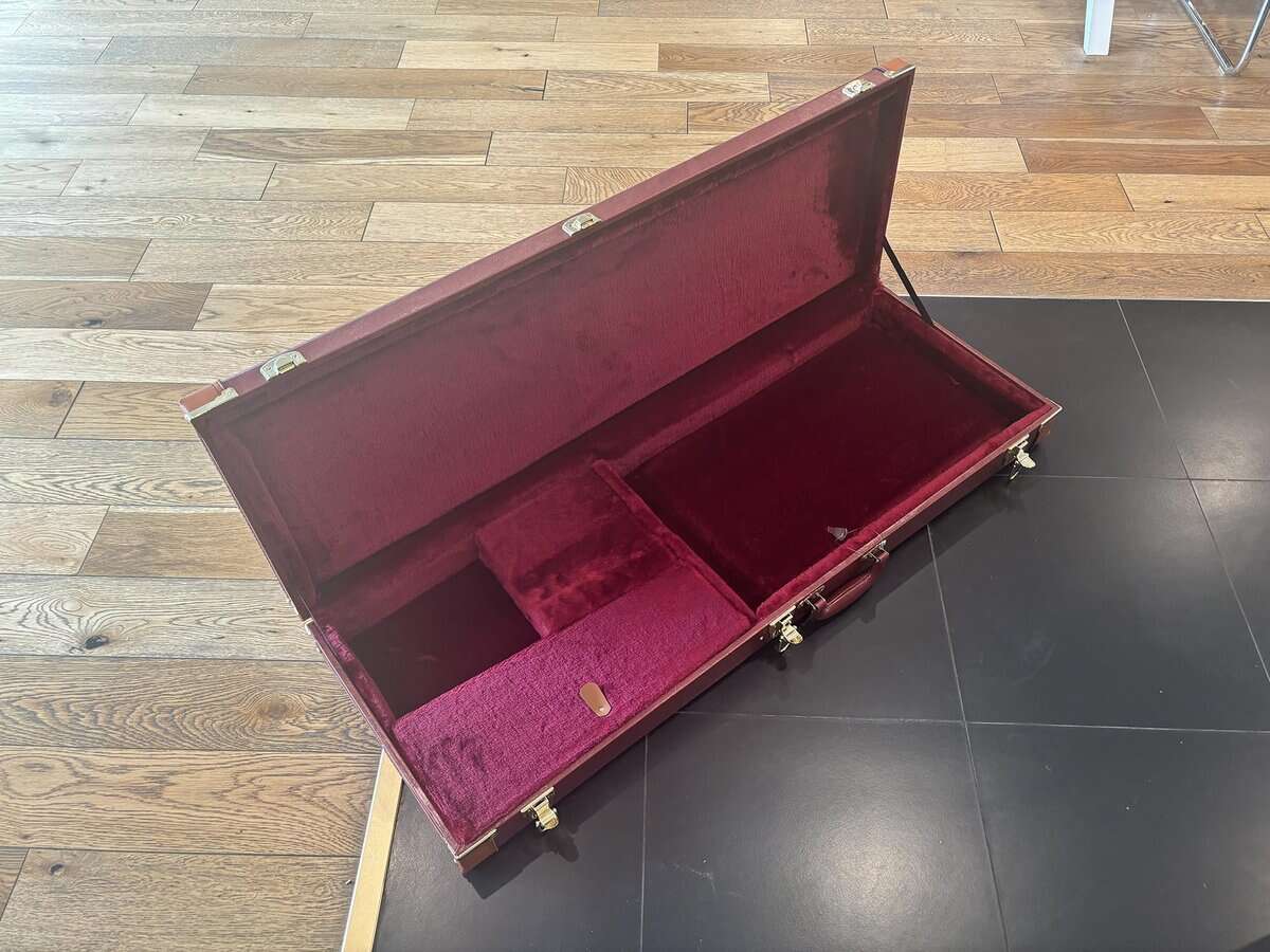 Estuche rígido cuadrado para guitarra -Rojo Vino - Imagen 3