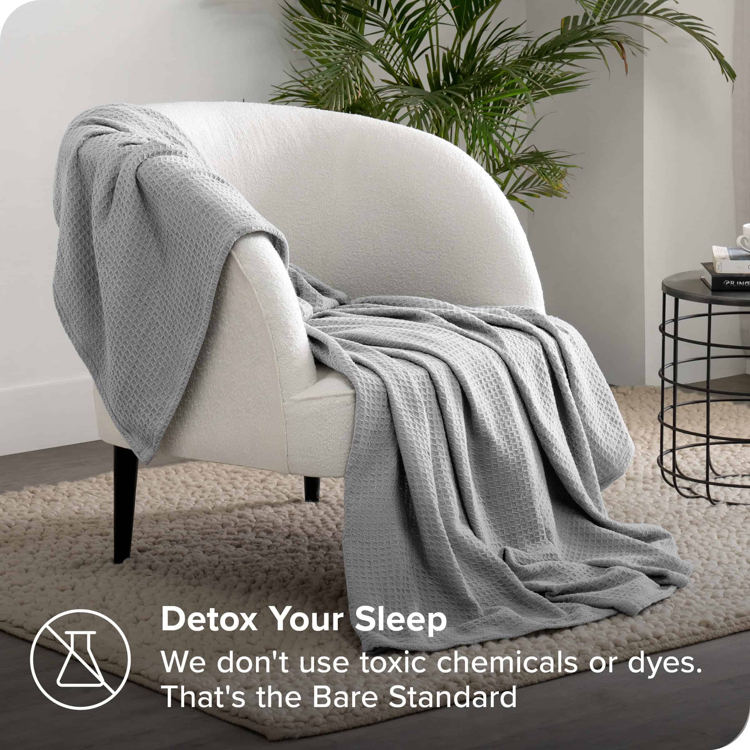 Manta de Gofre en Gris Claro de Bare Home, King 108Wx90L, - Imagen 6