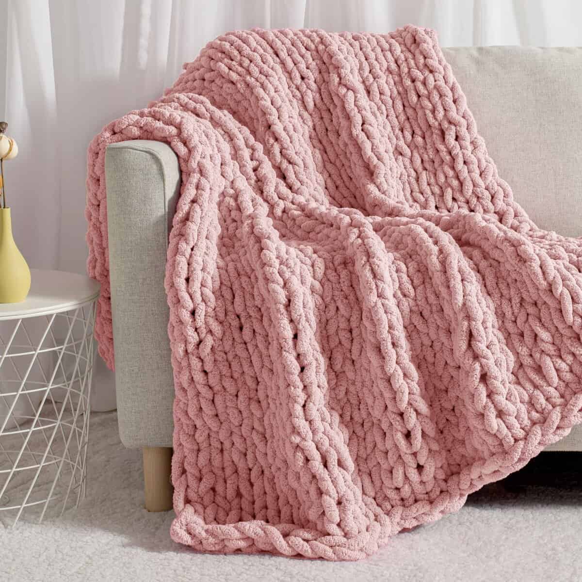 Manta Tejida Gruesa Carriediosa 60" X 80" Twin, 100% Hecha