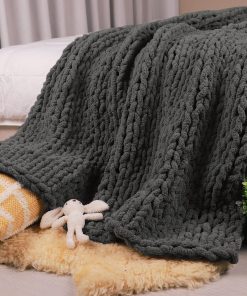 Manta Gruesa de Punto Carriediosa 50" X 60", 100% Hecha a