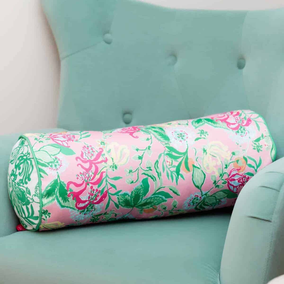 Almohada cilíndrica Lilly Pulitzer, 21x8 almohada para uso - Imagen 6