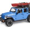 Jeep Wrangler Rubicon Unlimited con Kayak y Kayaker de