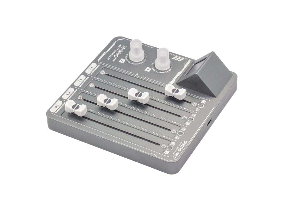 Controlador MIDI CC Deersync M-BRIO-4FADE con 4 Faders - Imagen 4