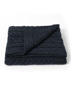 Manta de Lana con Diseño de Trenzas de Aran Woollen Mills -