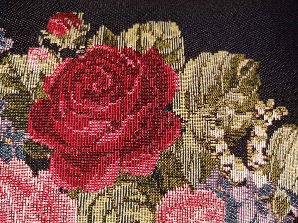Funda de Cojín Jacquard de Lujo Hecha en Italia con Rosas - Imagen 6