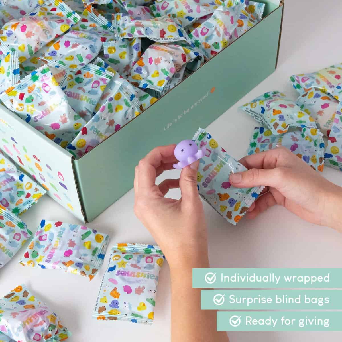 BONNYCO Pack de 160 Mochi Squishy Toys para Fiestas - Imagen 3