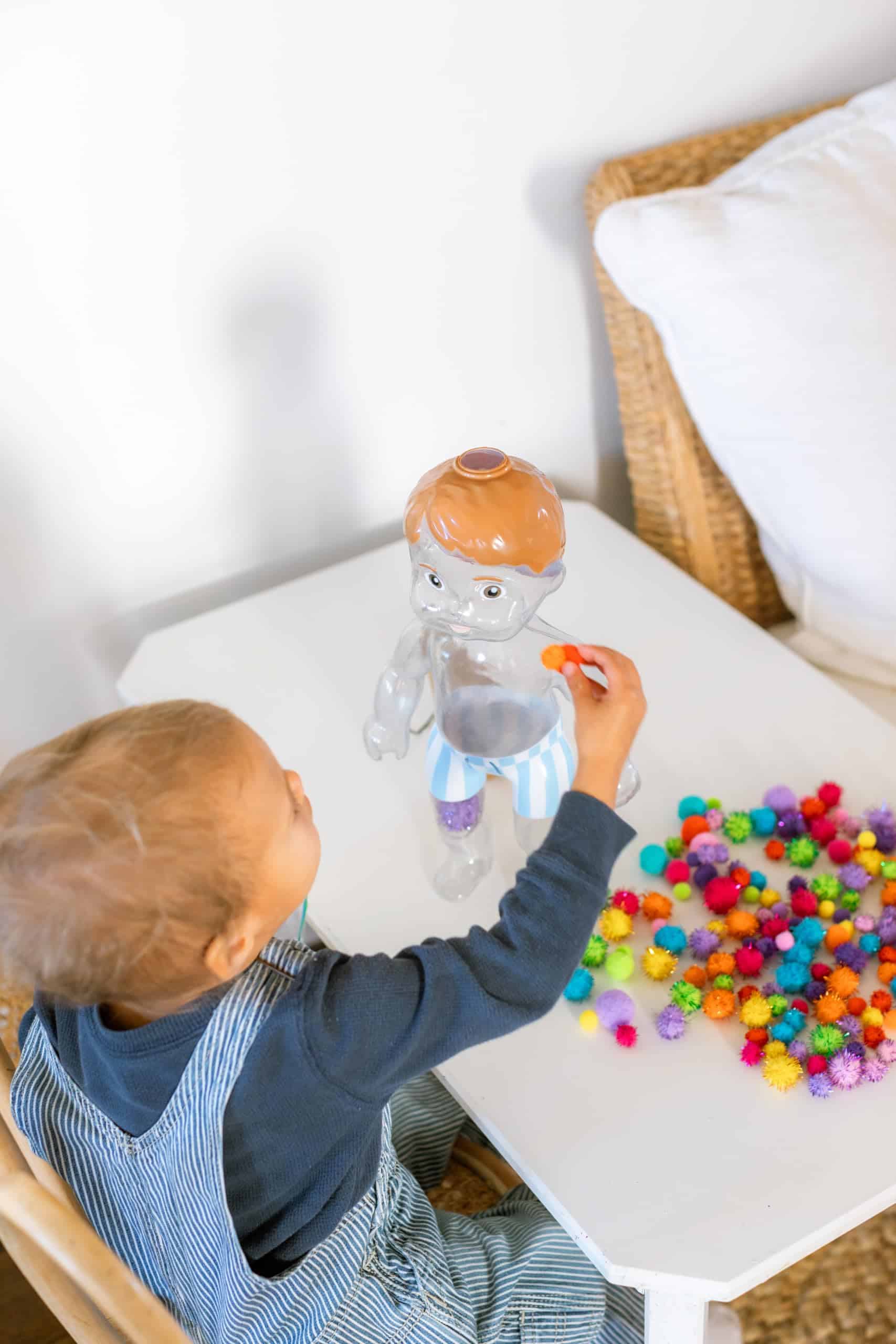 Muñeco de Playa Impermeable Marinero - Transparente, - Imagen 6