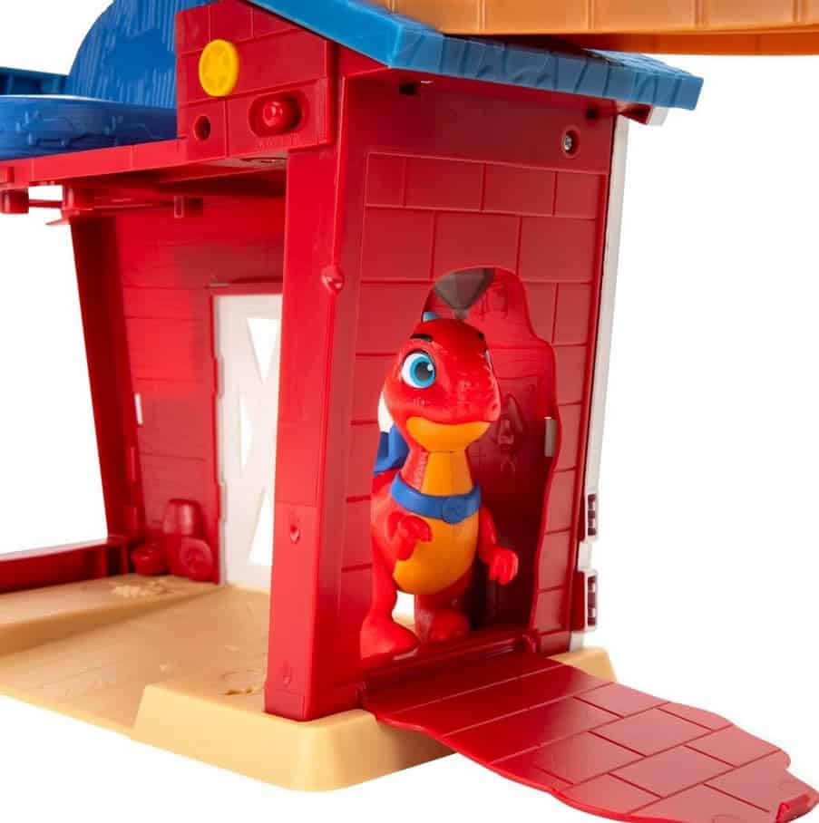 Jazwares Dino Ranch: La Casa Club - Set de Juegos Grande de - Imagen 5