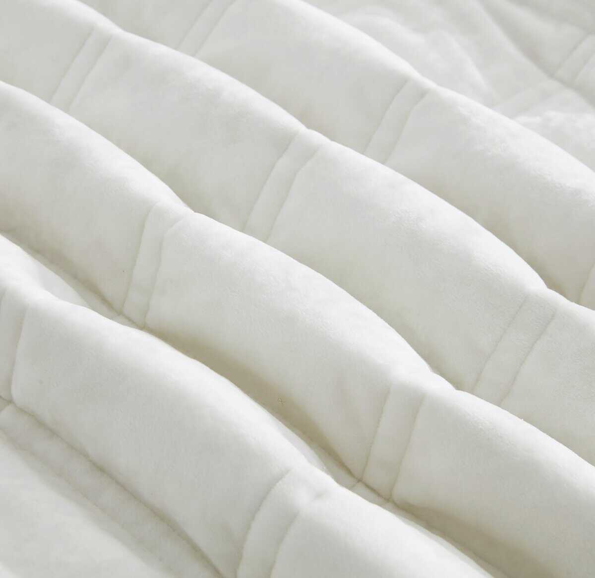 Juego de Colcha de Terciopelo Chezmoi -Blanco Crema - Imagen 9