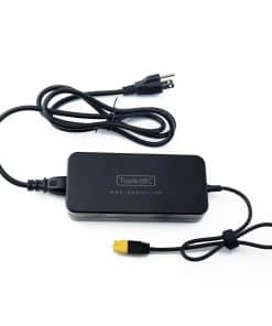 Adaptador de corriente ToolkitRC ADP200 200W con conector