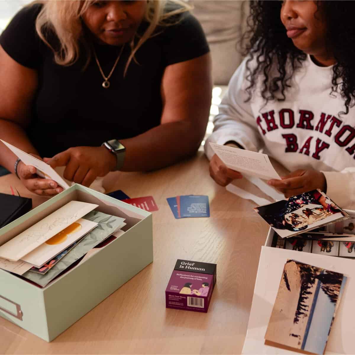 Grief is Human | Family & Friends Conversation Cards for - Imagen 4