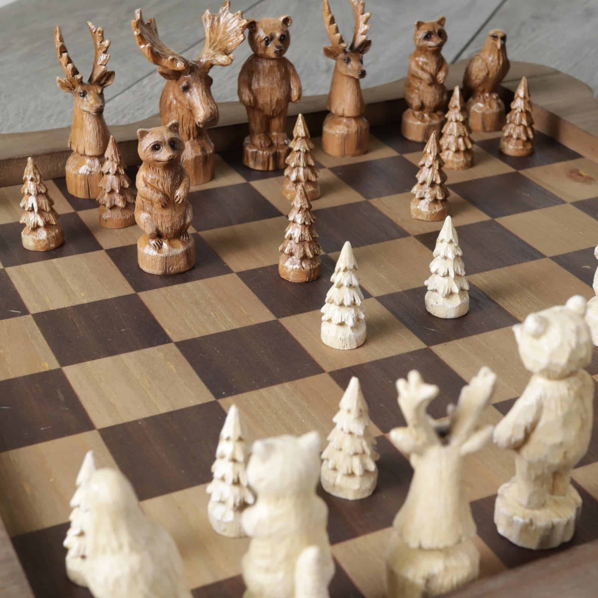 Juego de Ajedrez de Madera Tallado en el Bosque, Piezas - Imagen 5