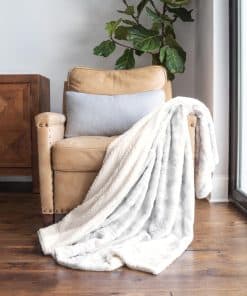 Manta de Piel de Felpa de Lujo Linen Market Beddings - 50"W