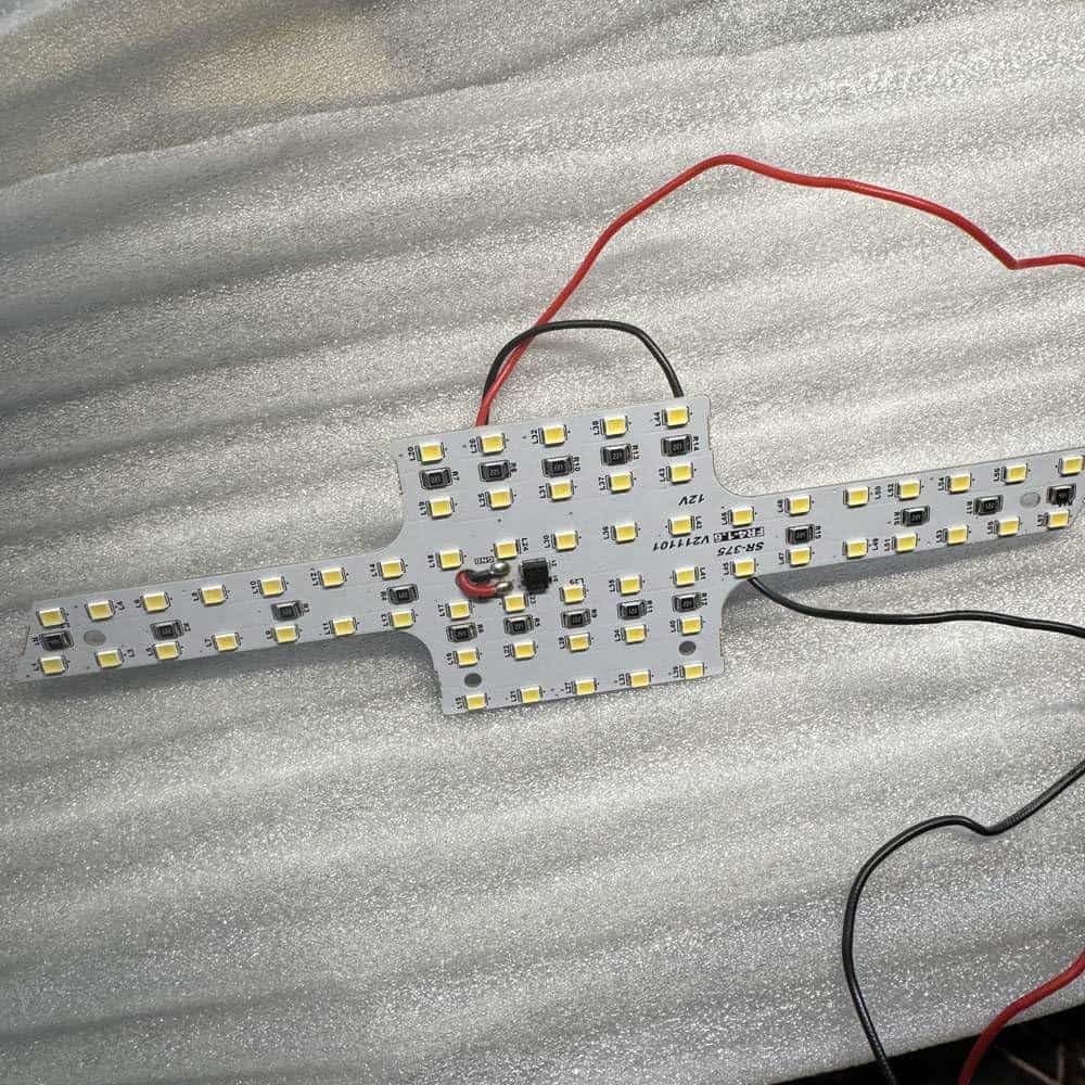 Emblema iluminado LED YUDIXU Light Car Front Grille Badge - Imagen 4