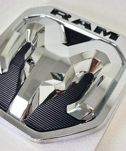 Emblema iluminado para portón trasero RAM 2019-23, cromado