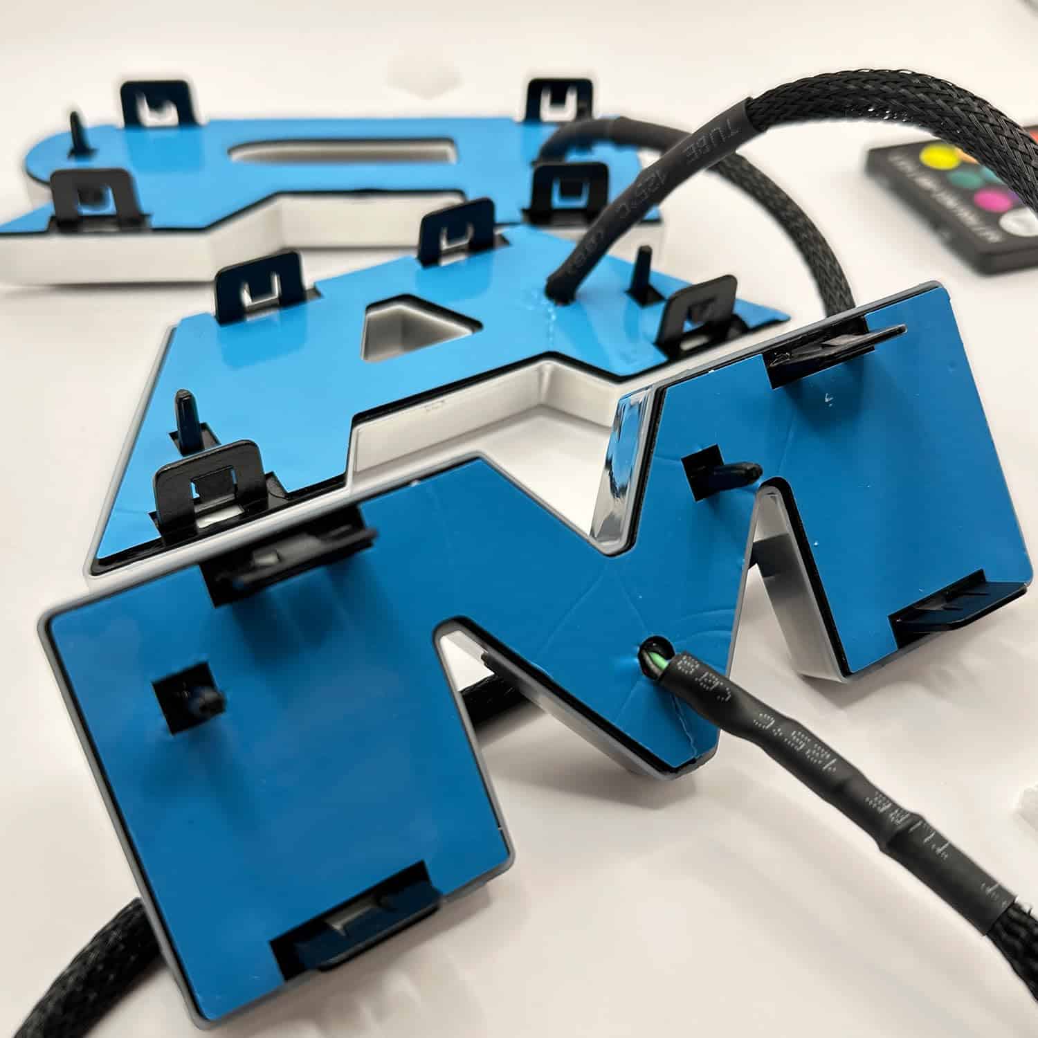 Emblema de Rejilla Iluminado Modelo 2019-2023 RAM 1500, - Imagen 3