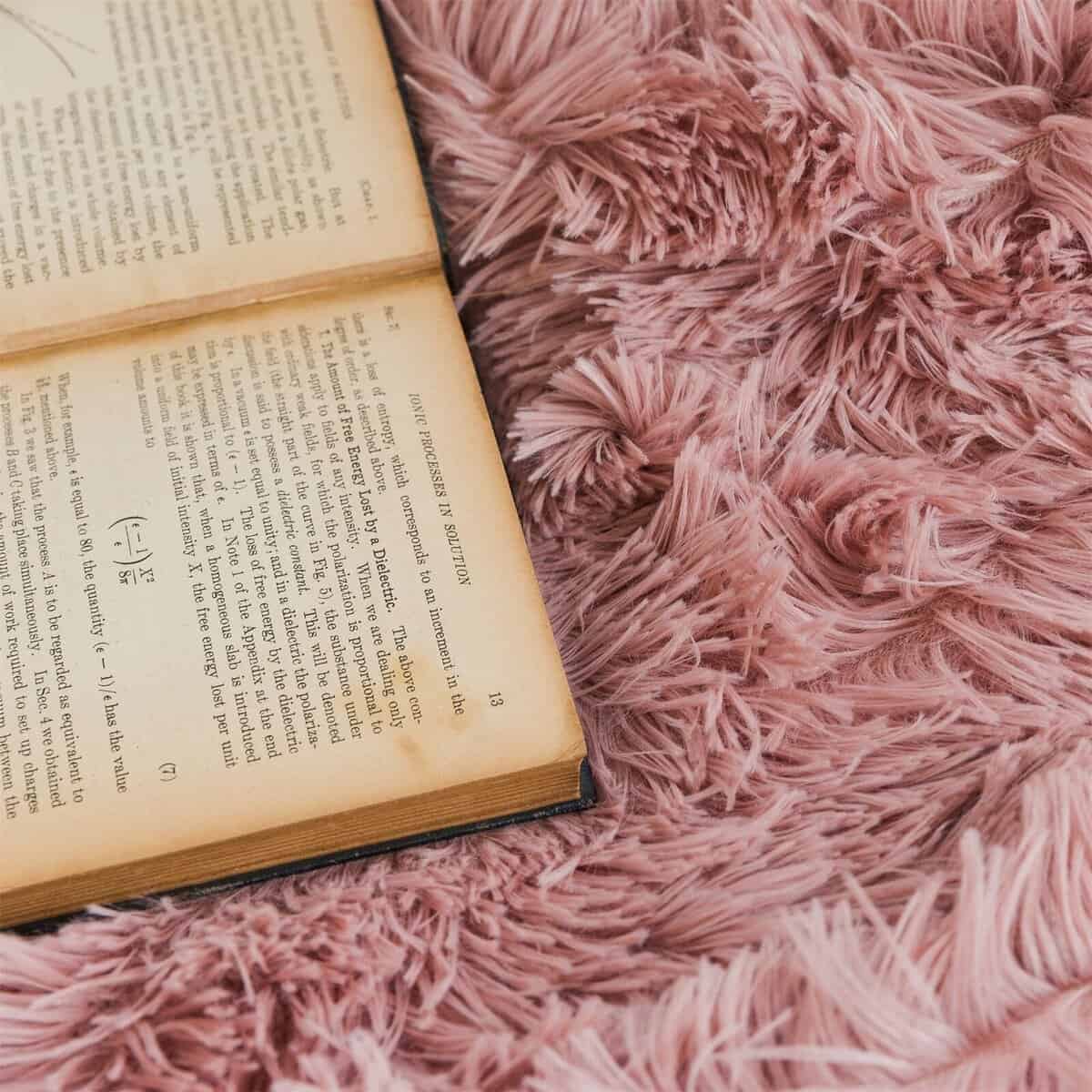 Manta de Piel Sintética Color Rosa Viejo, Manta Esponjosa - Imagen 7