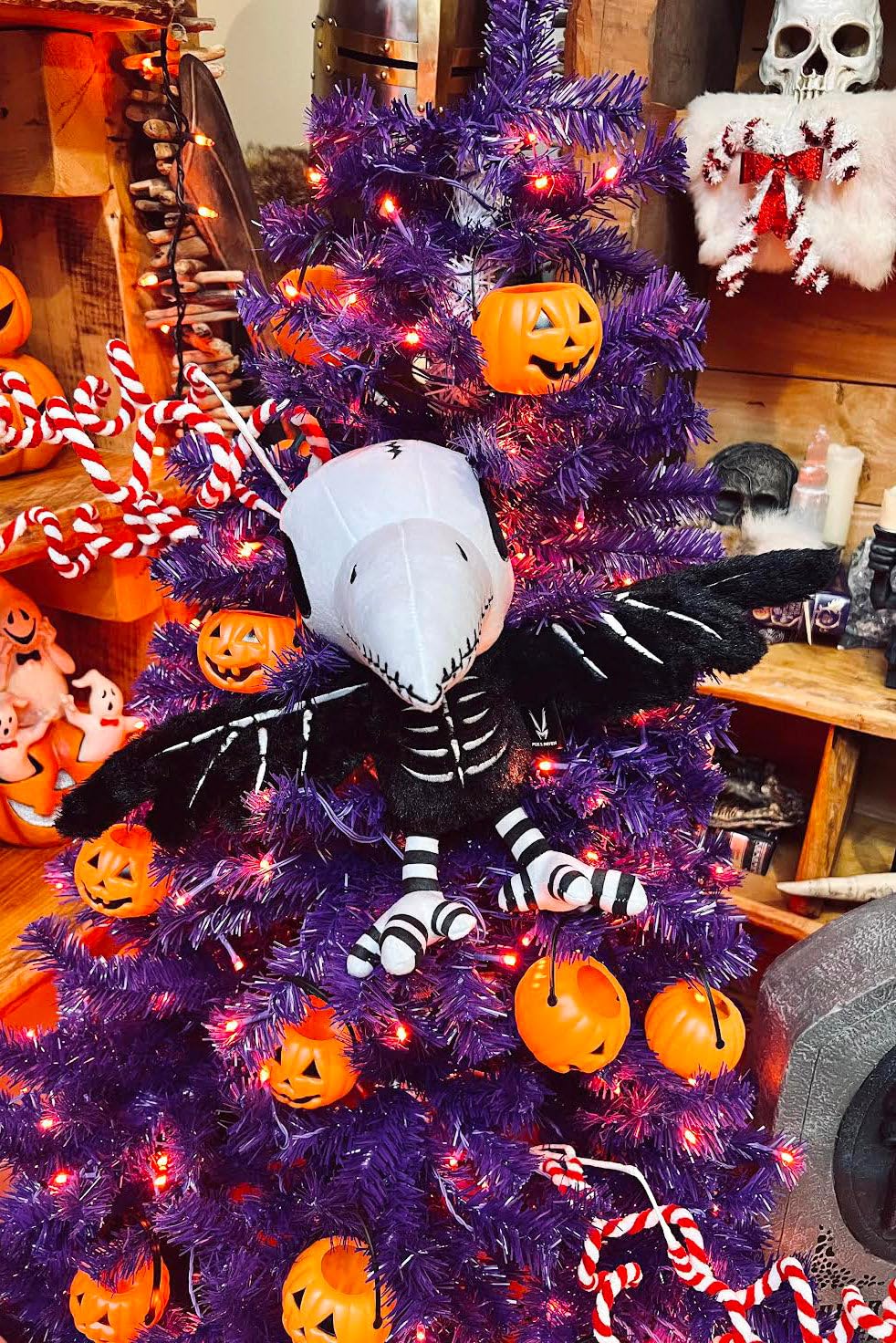 Peluche del Cuervo de Poe de VampireFreaks