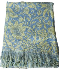 Manta Half Moon Bay Strawberry Thief - por William Morris -