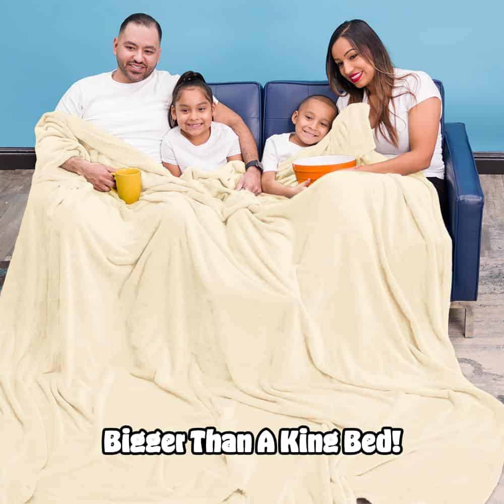 Manta THE COMFY Dream Big - 96x96 -Crema - Imagen 5