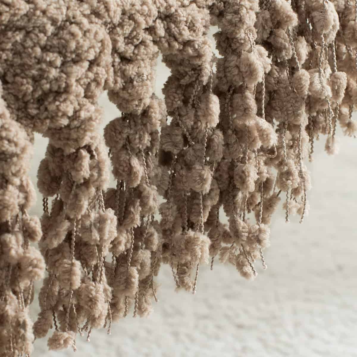 Manta de Lanzamiento para Sofá, Color Taupe, Tejida de Lujo - Imagen 7