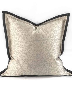 Funda de cojín beige THE-TINOART texturizada en Jacquard