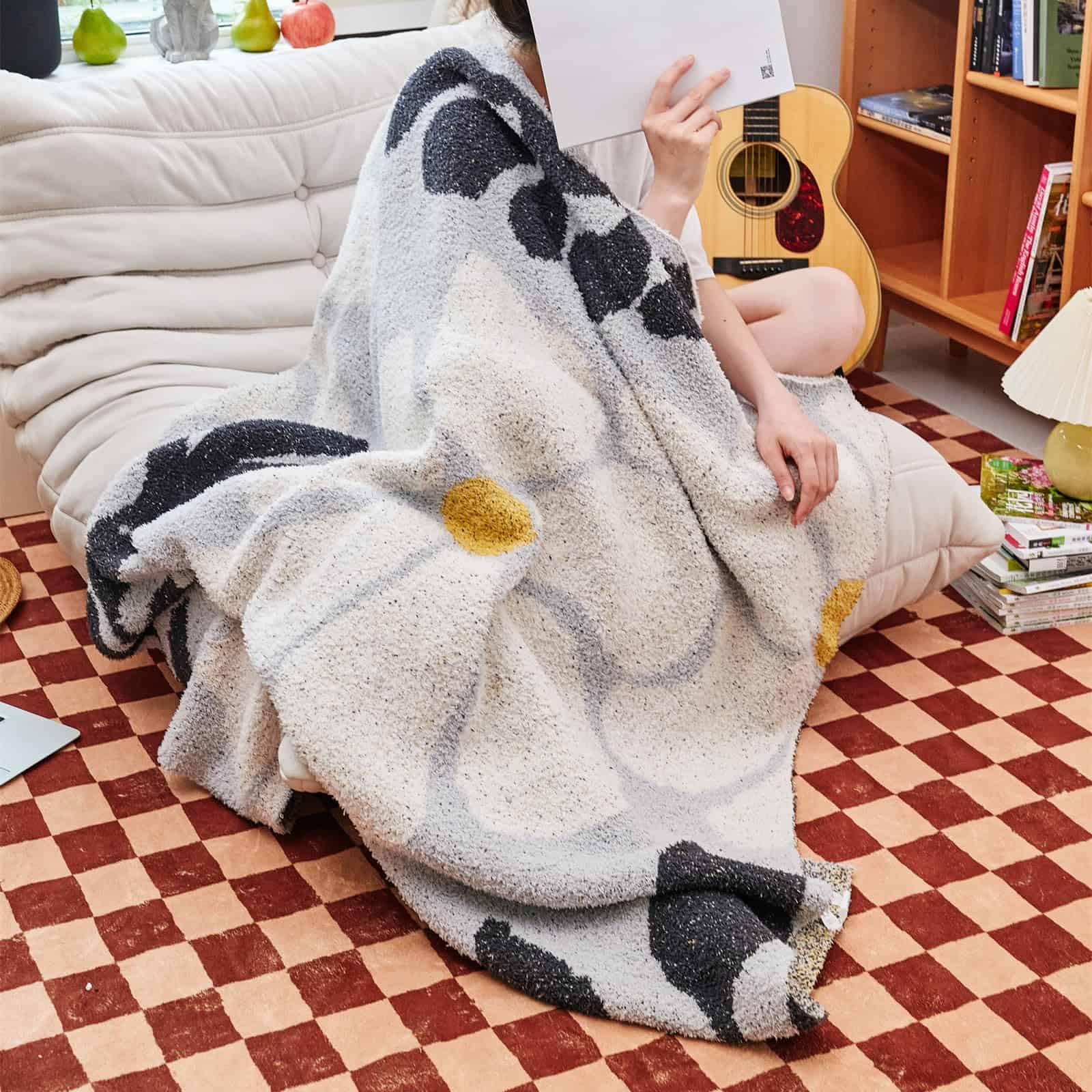 Manta de tiro floral GunziStreet con patrón de flores - Imagen 5