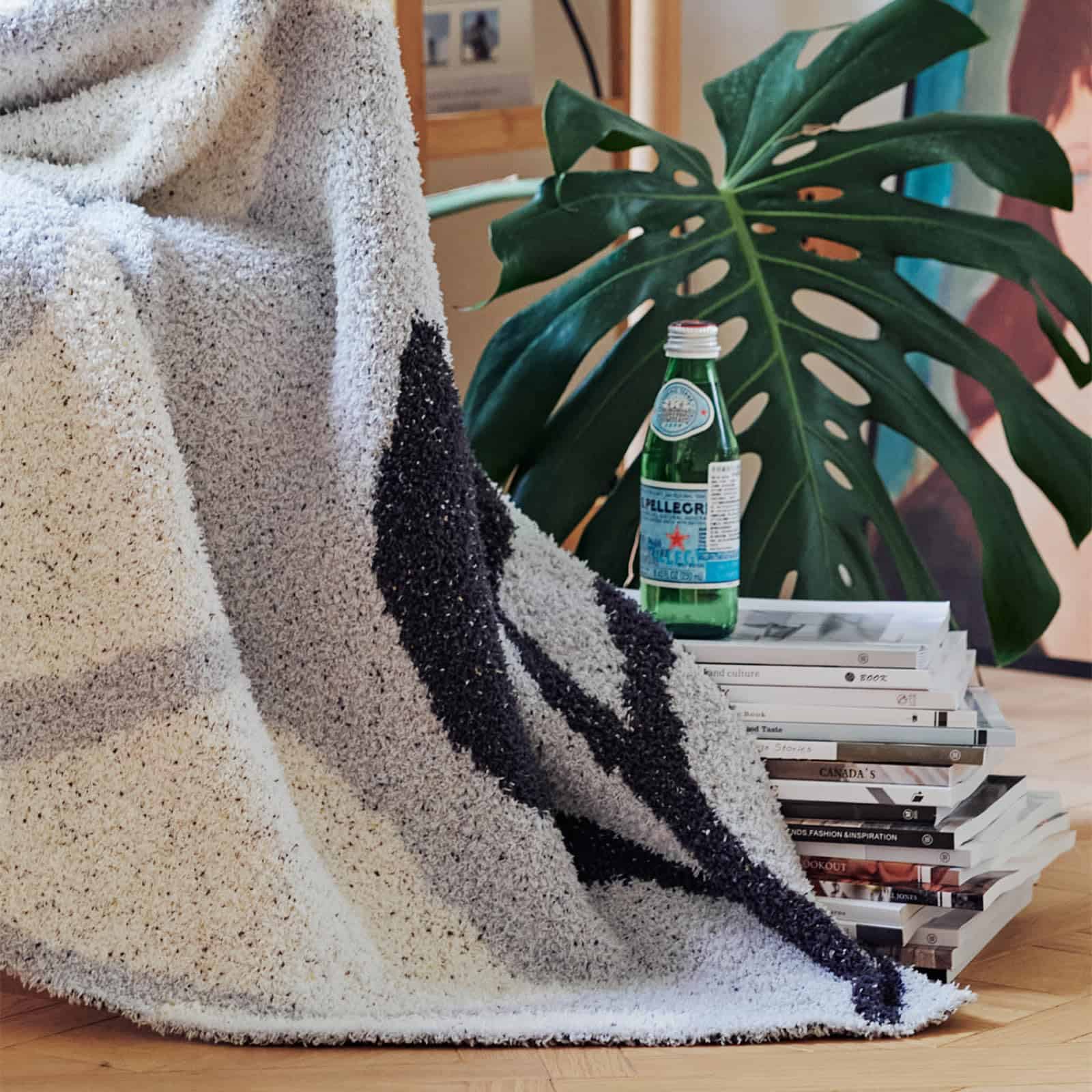 Manta de tiro floral GunziStreet con patrón de flores - Imagen 3