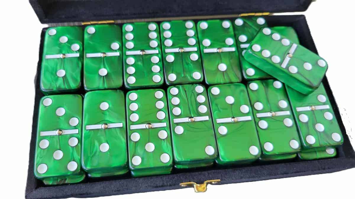 Juego de Dominó Doble 6 Verde Marmolado Tamaño Profesional