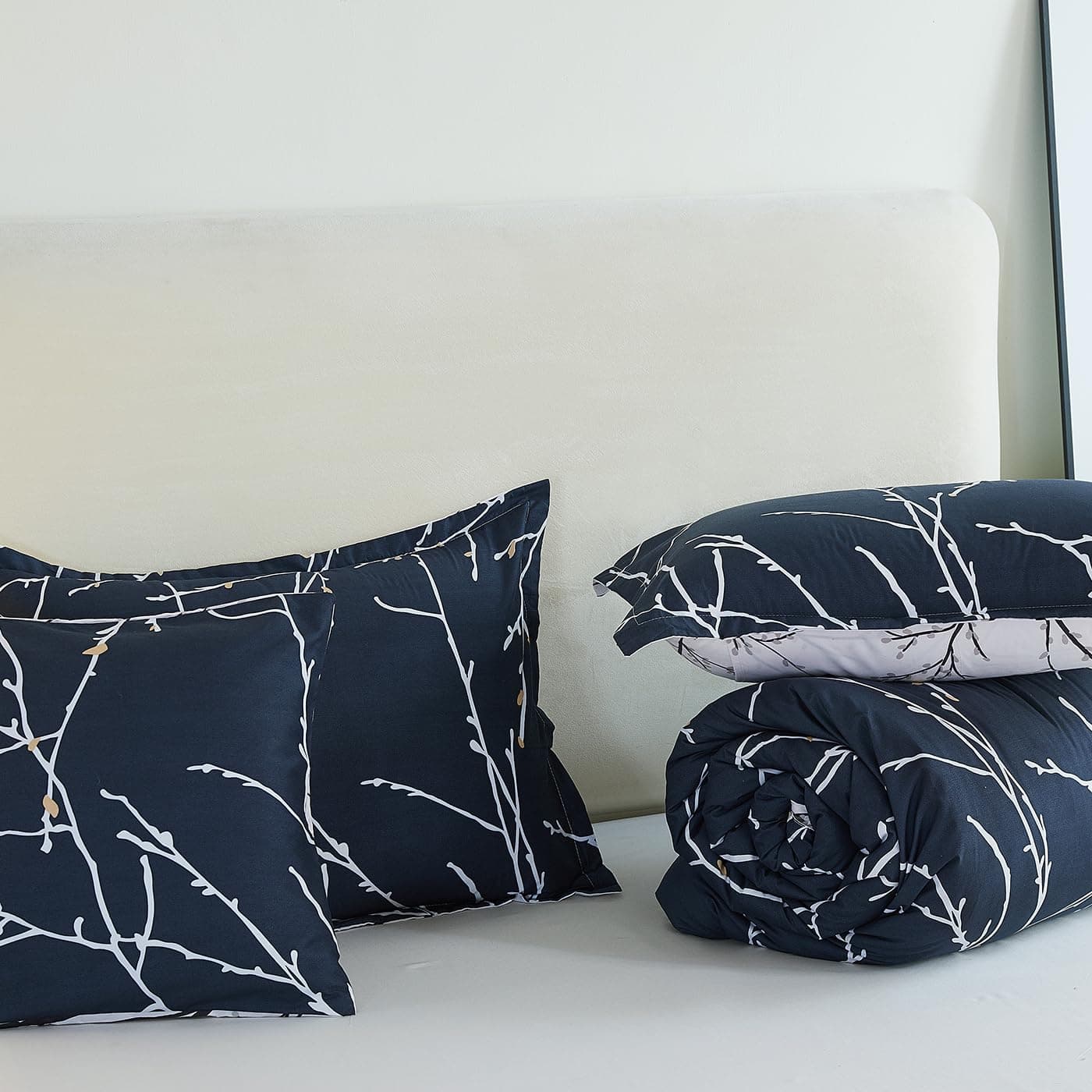 Juego de Edredón Reversible Tamaño King -Azul y Beige - Imagen 7