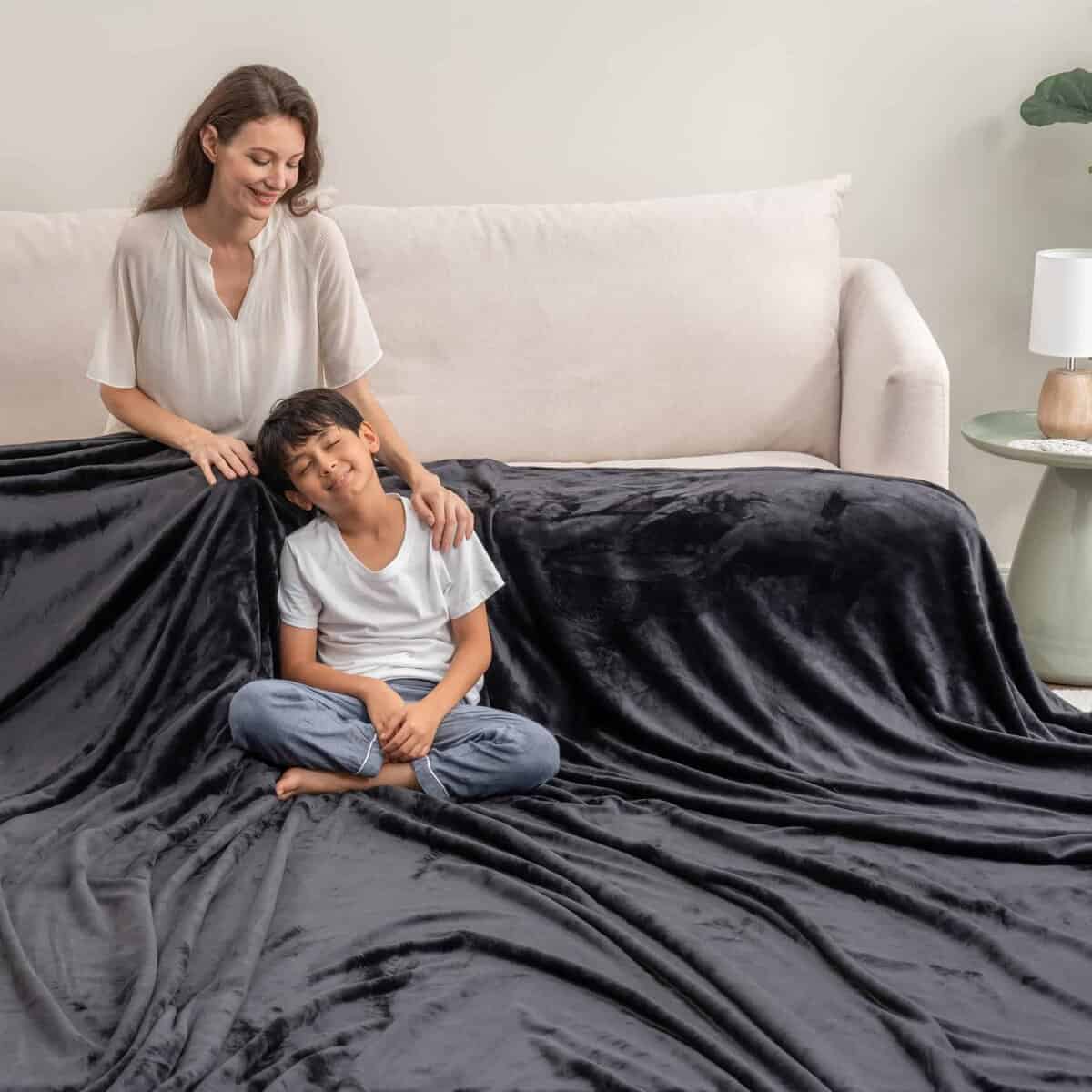 Manta familiar extragrande Berkshire Blanket VelvetLoft� - Imagen 3