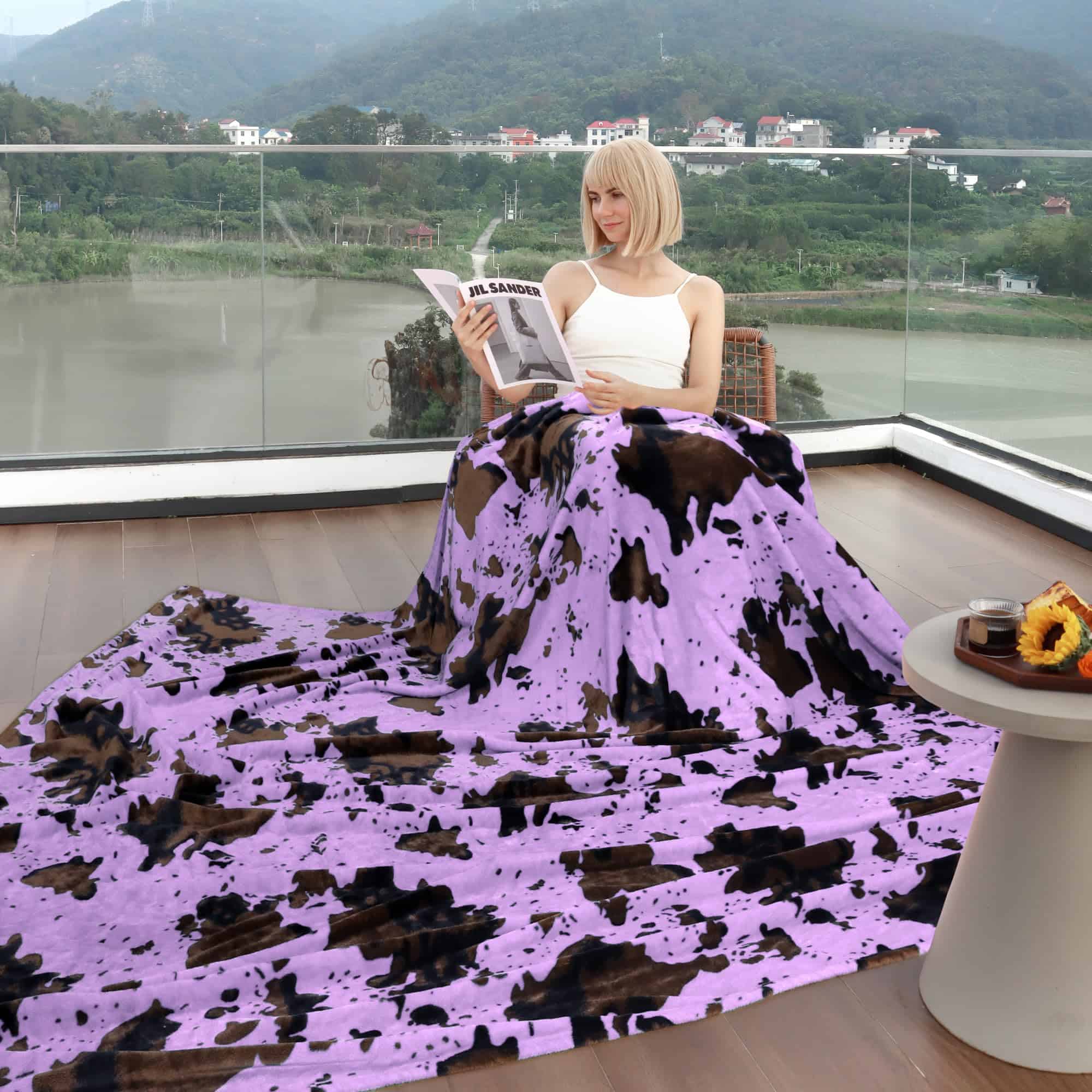 Manta de Franela Morada Tamaño King Ligera y Suave de - Imagen 6