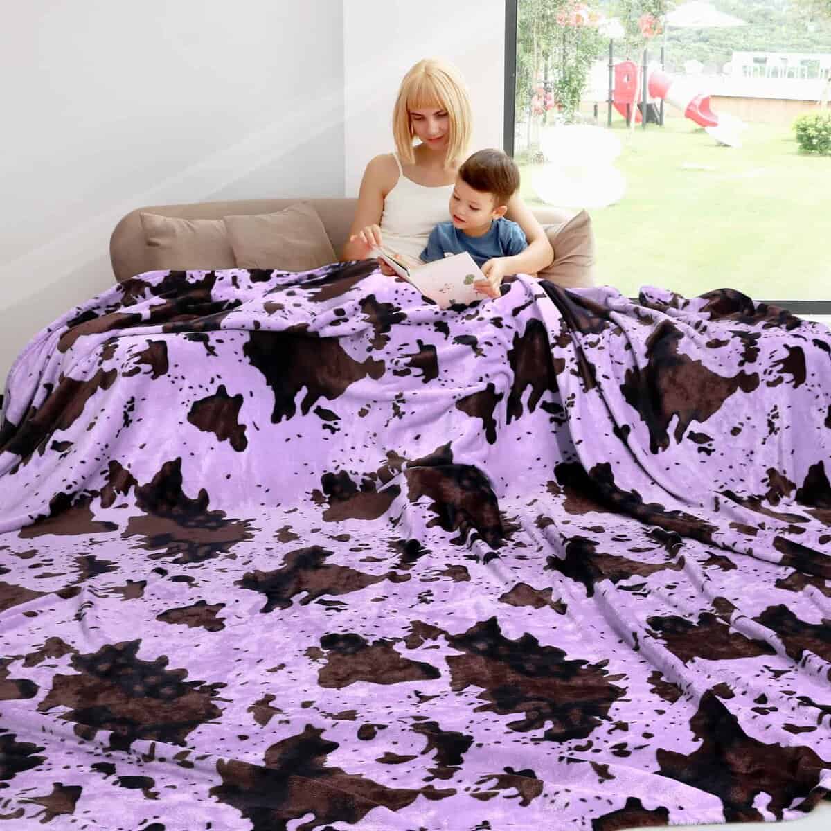 Manta de Franela Morada Tamaño King Ligera y Suave de