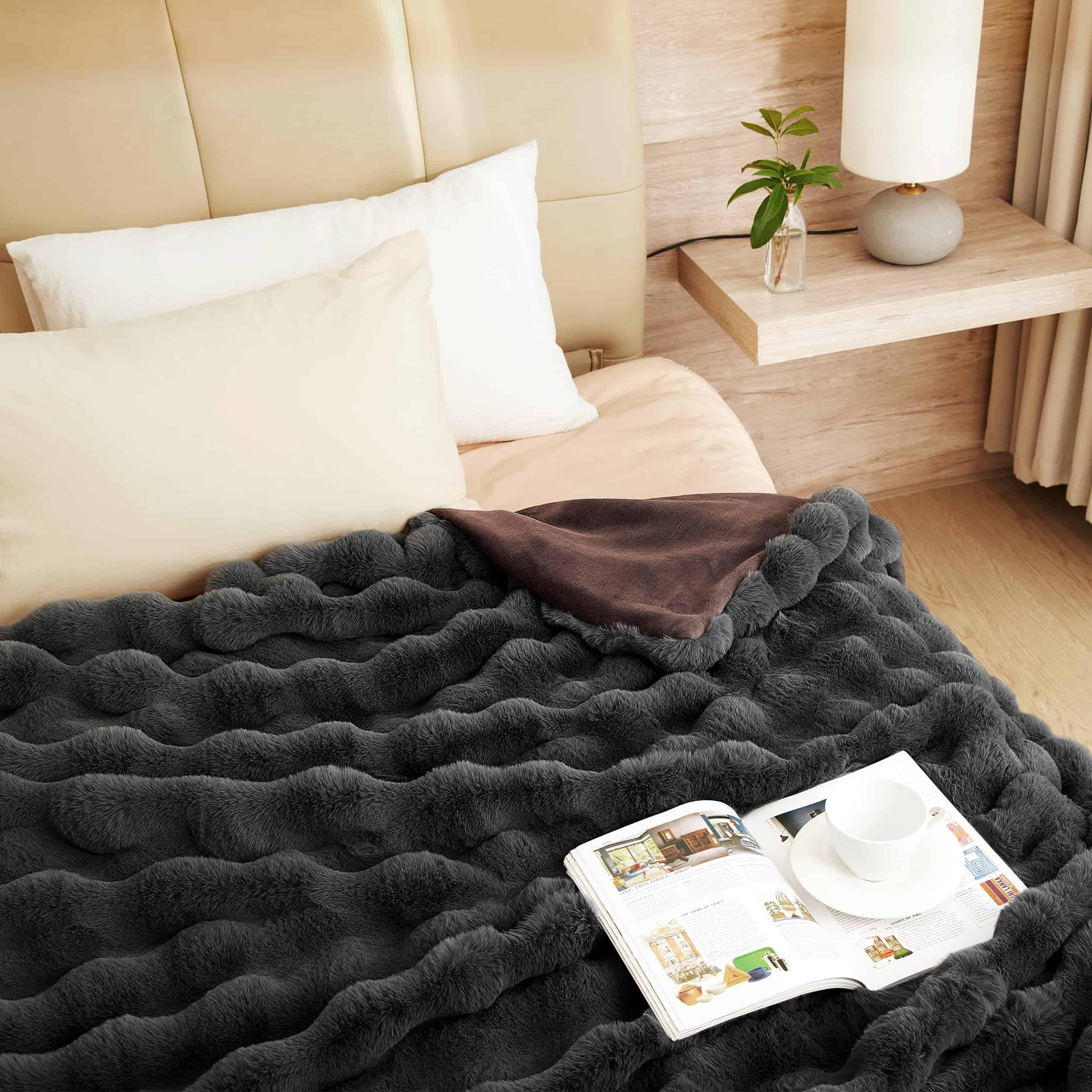 Manta Burbuja de Piel Sintética PLUUSHUU, Manta Esponjosa y - Imagen 6