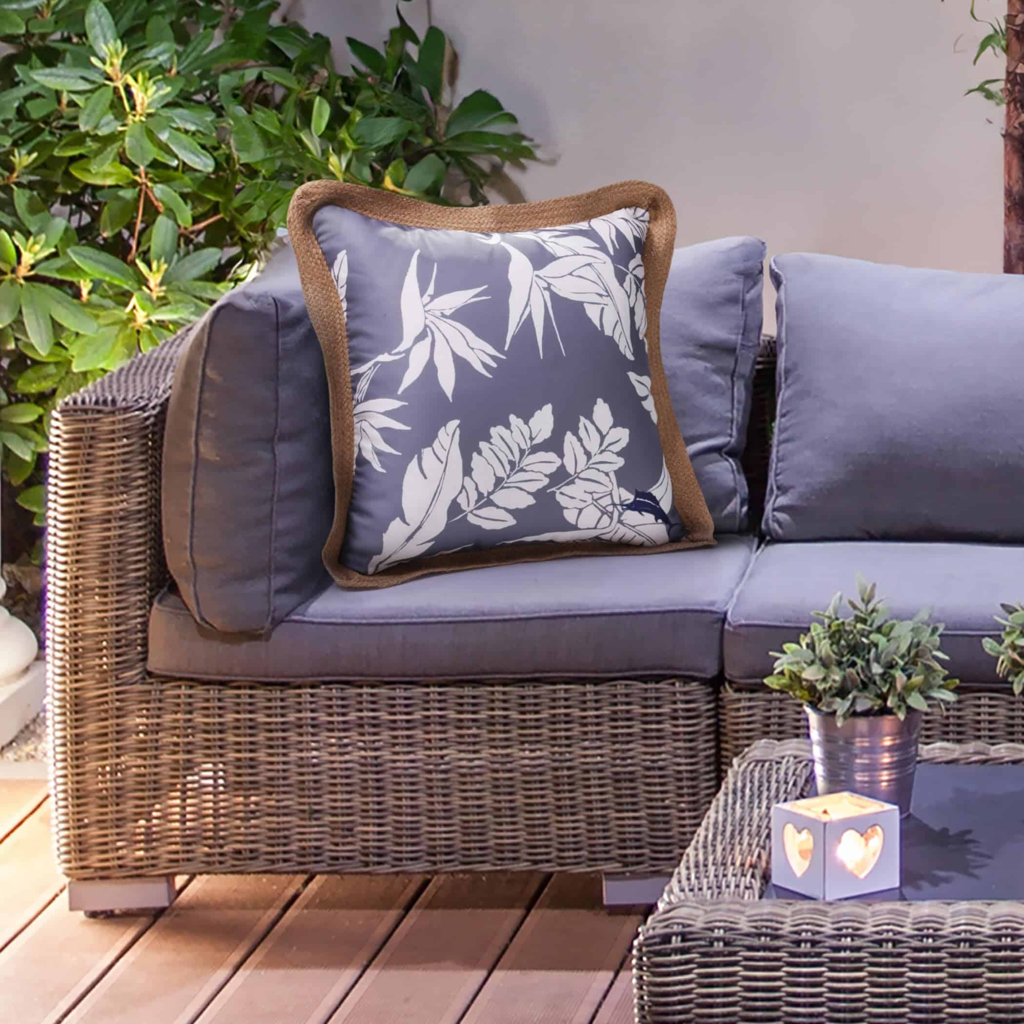 Juego de 2 Almohadas Decorativas Premium de Tommy Bahama, - Imagen 3